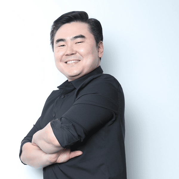 Sungwoo Kim